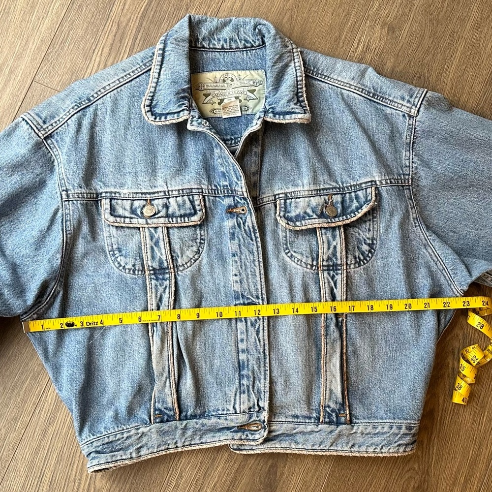 Banana Republic Vintage blue denim Trucker Jacket, size L